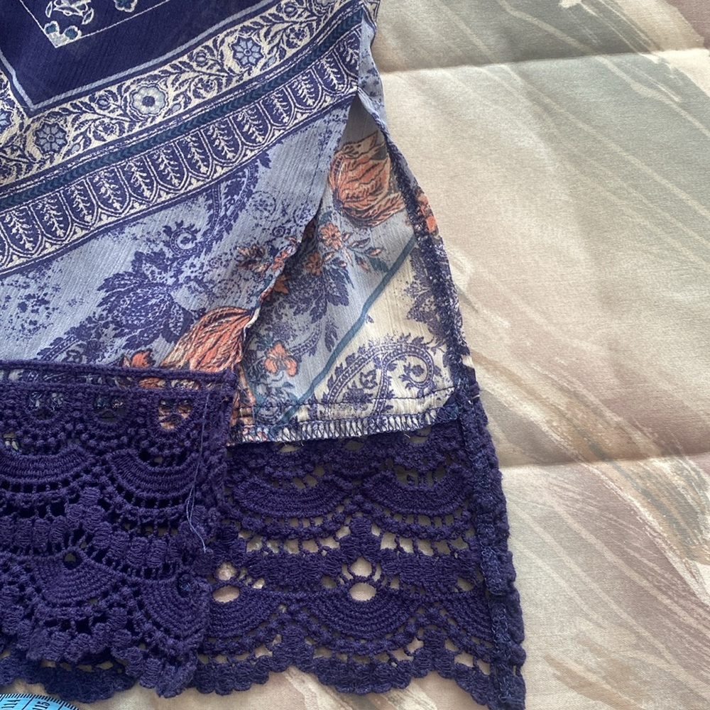 Floral blue open Kimono Cardigan-crochet lined bottom & 3/4 sleeves L ptp 23 in - Picture 10 of 10